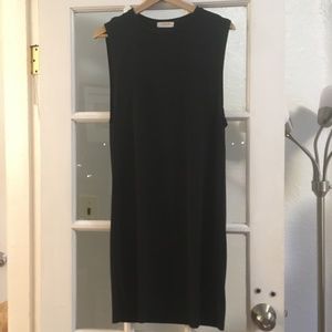 3.3 Field Trip Black Sleeveless Shift Dress